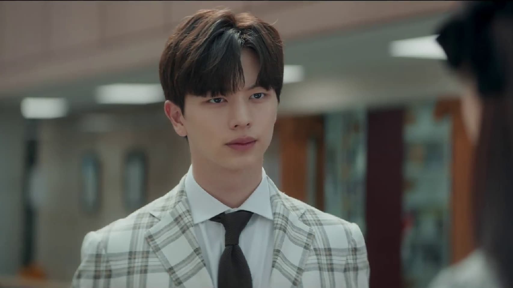 The Golden Spoon (2022) Episodio 4 thumbnail