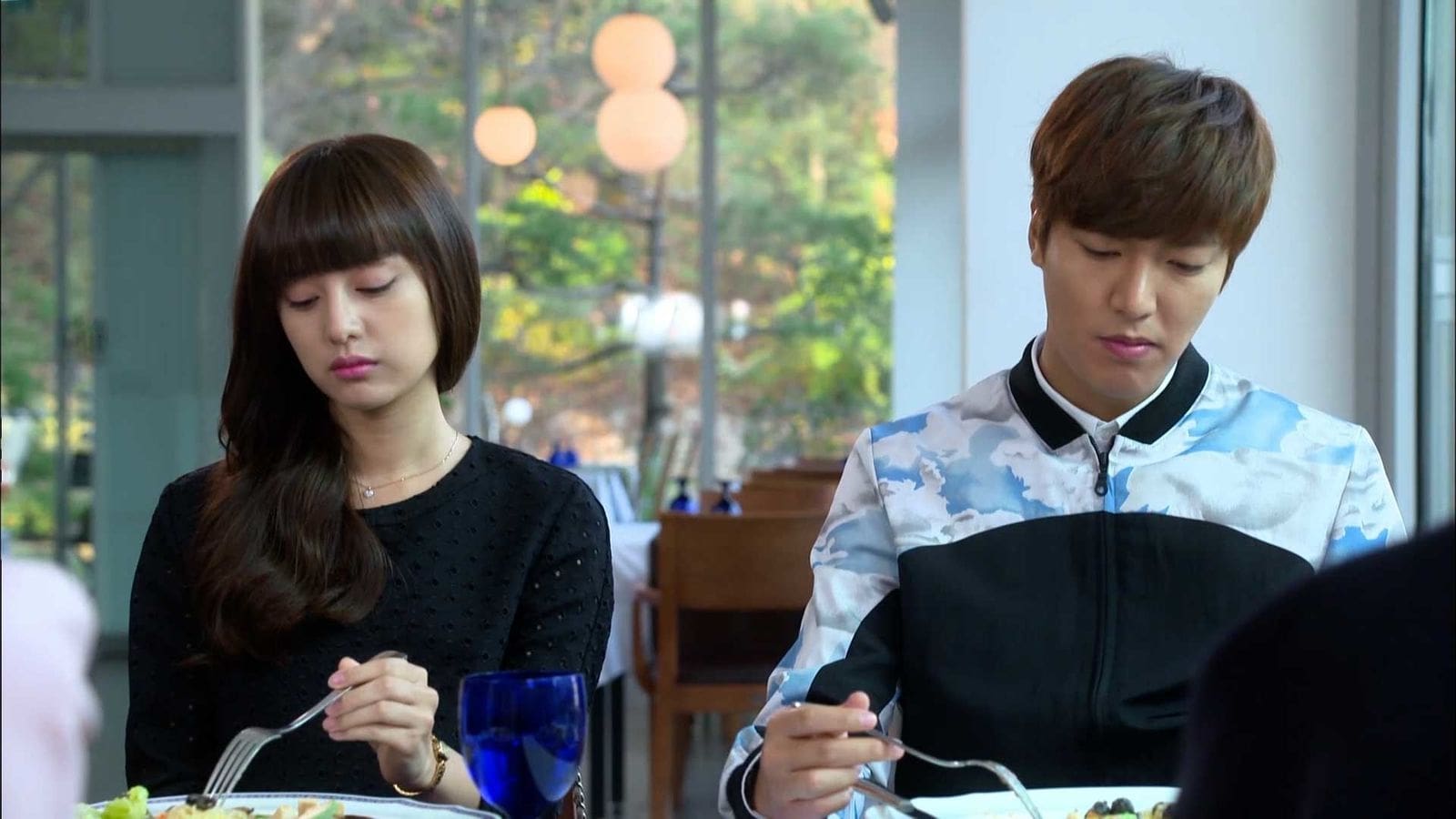 The Heirs (2013) Episodio 10 thumbnail