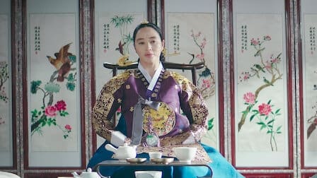 Under the Queen’s Umbrella (2022) Episodio 1 thumbnail
