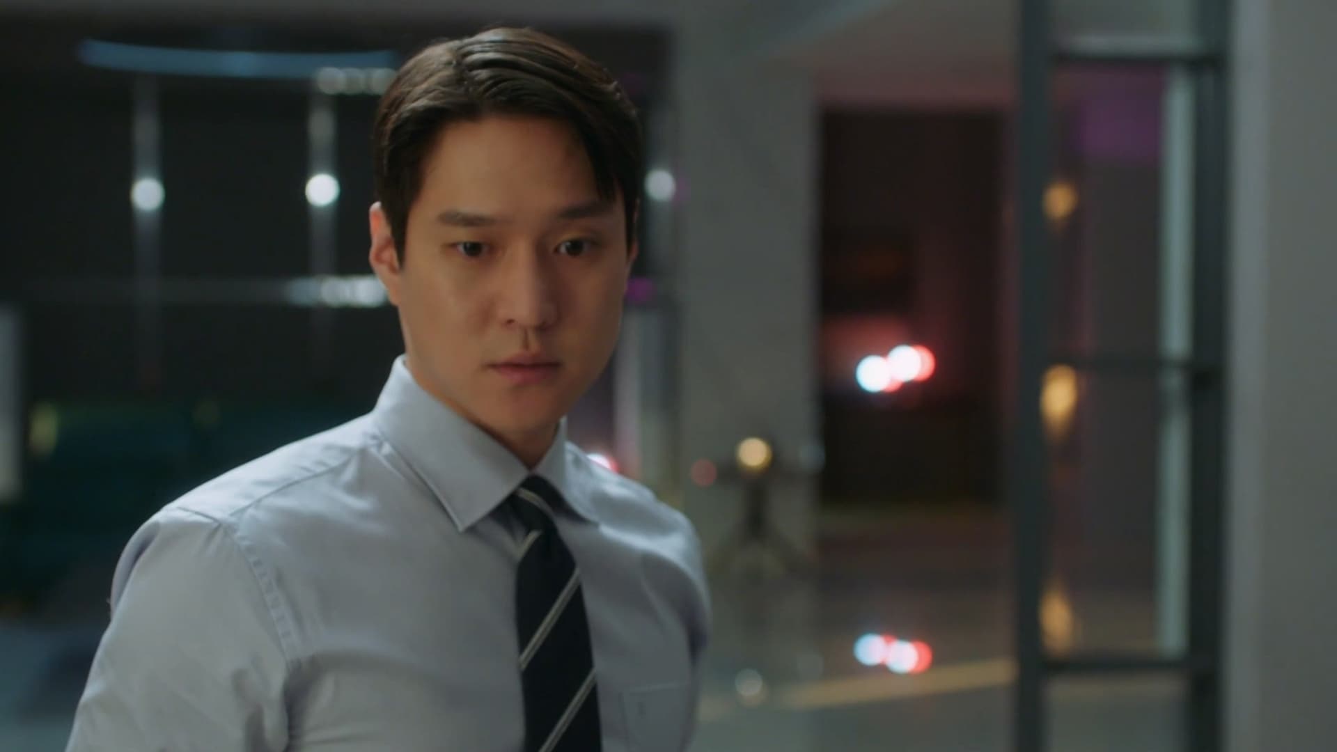Love in Contract (2022) Episodio 2 thumbnail