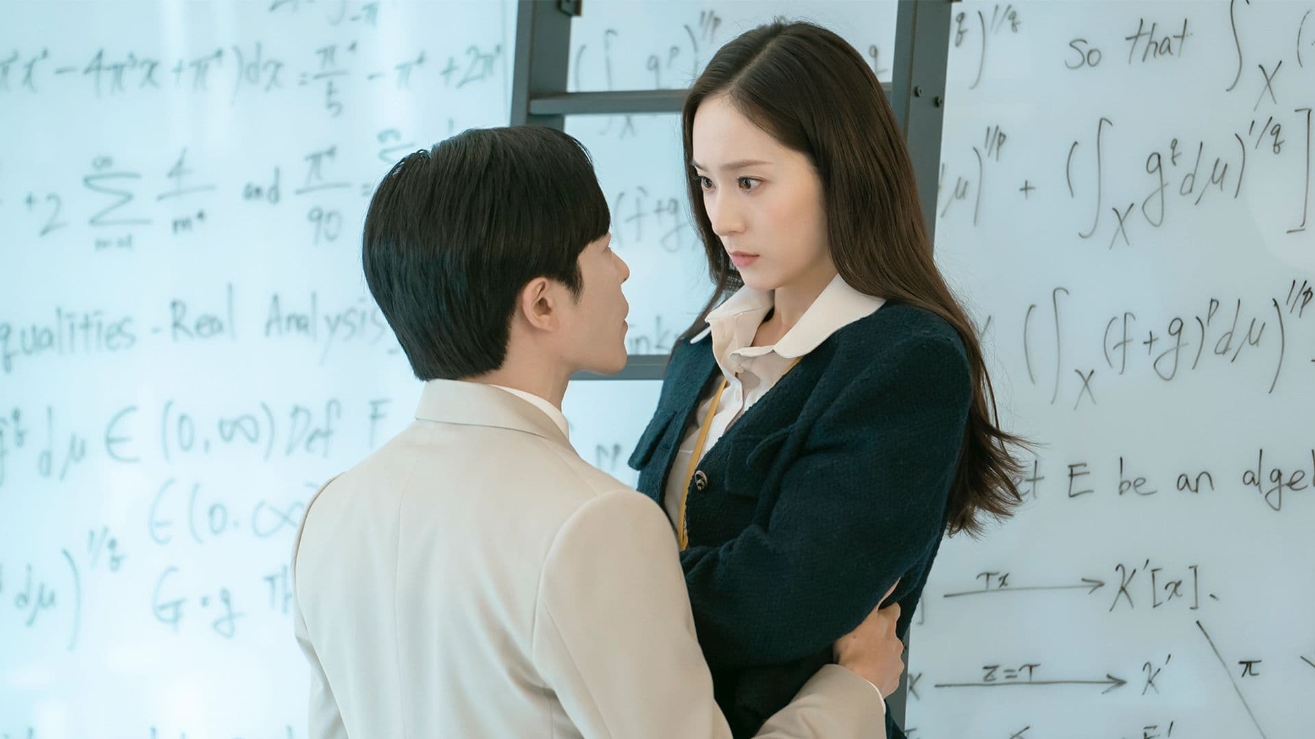 Crazy Love (2022) Episodio 11 thumbnail