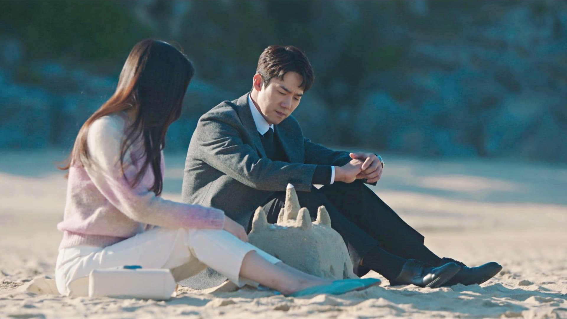 The Interest of Love (2022) Episodio 12 thumbnail