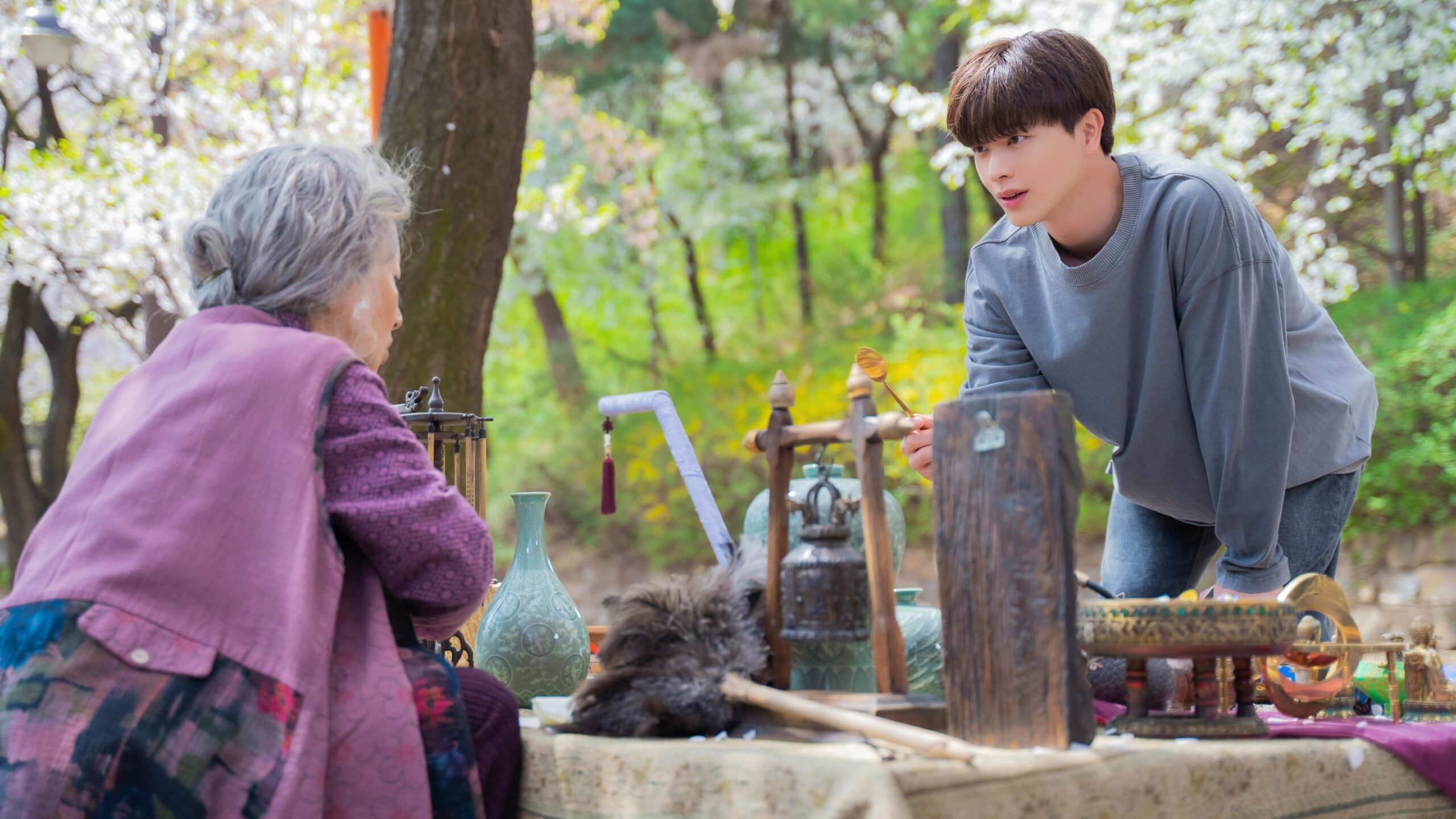 The Golden Spoon (2022) Episodio 1 thumbnail