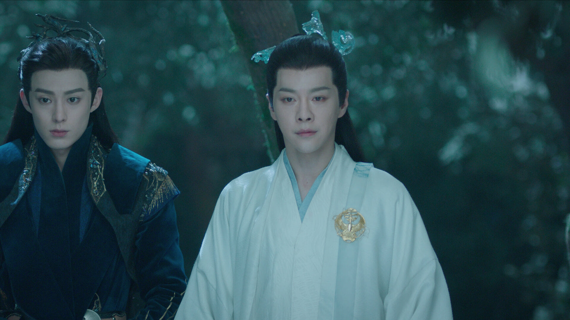 Love Between Fairy and Devil (2022) Episodio 13 thumbnail