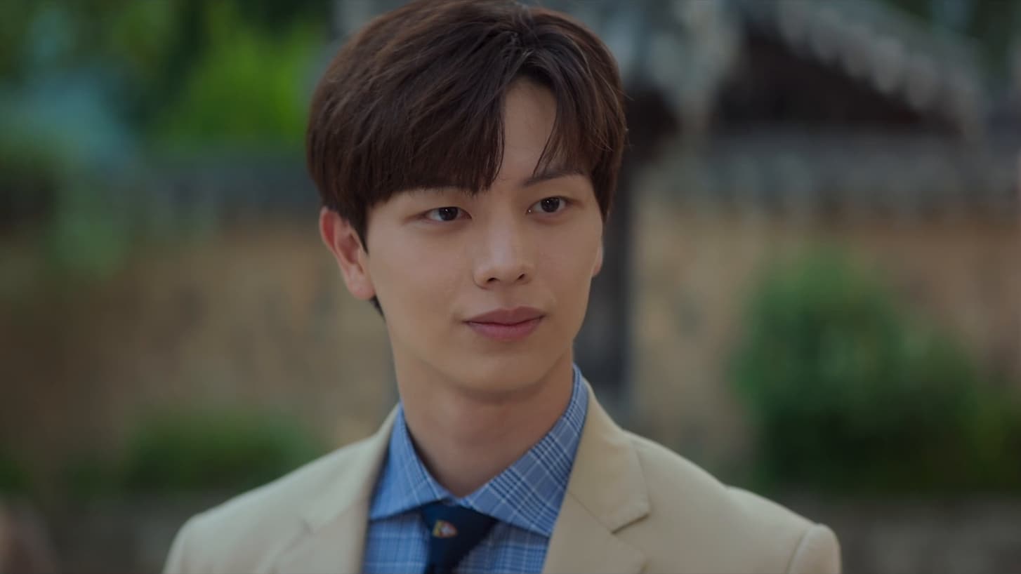 The Golden Spoon (2022) Episodio 8 thumbnail
