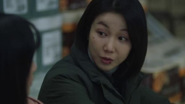 Dark Hole (2021) Episodio 8 thumbnail