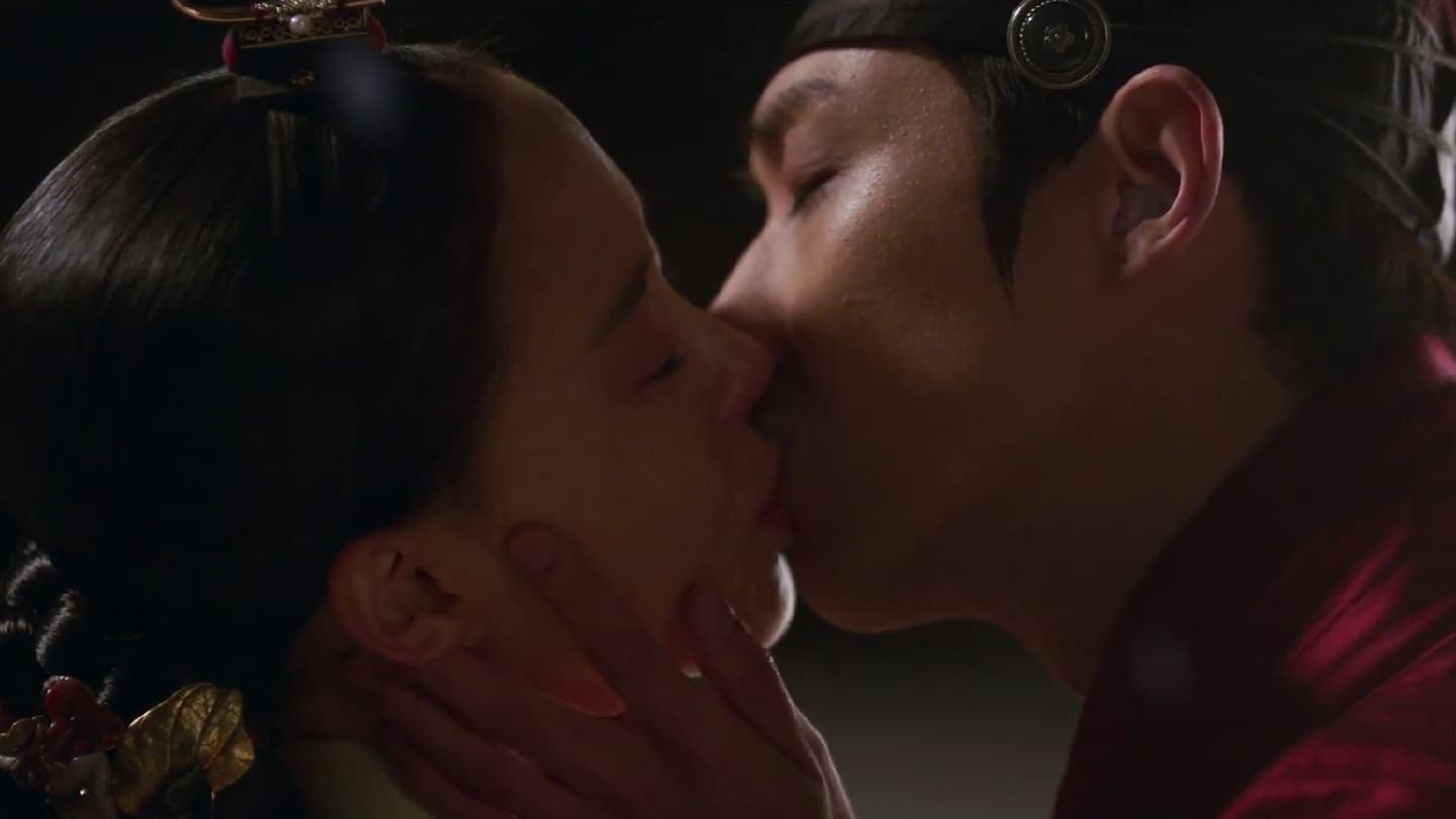 Red Single Heart/Bloody Heart (2022) Episodio 9 thumbnail