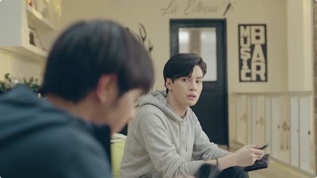Meet Me Outside (2020) Episodio 2 thumbnail