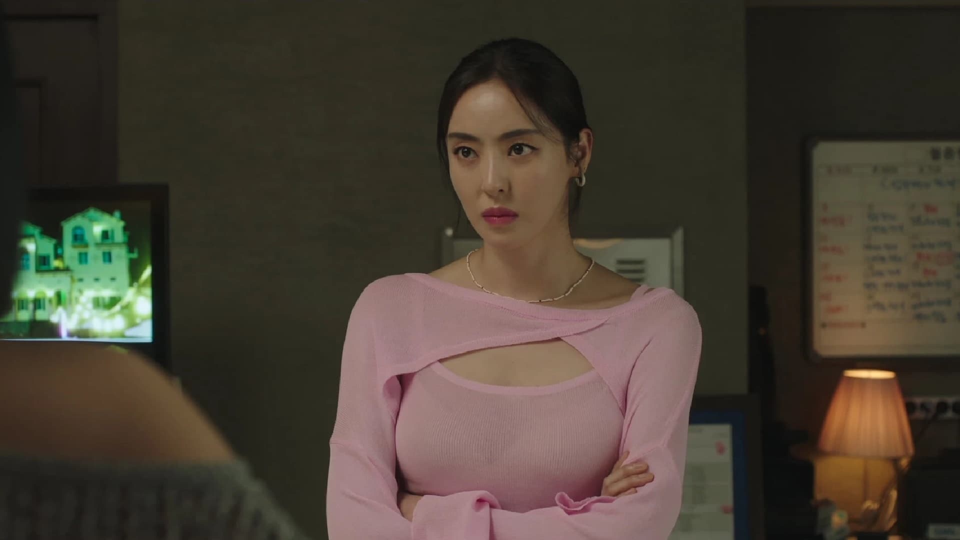 Love Is for Suckers (2022) Episodio 10 thumbnail