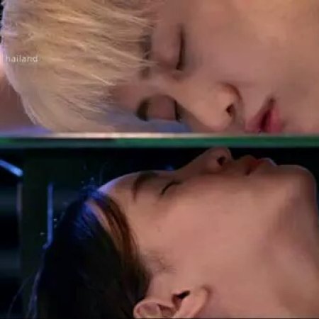 Kiss Me (2015) Episodio 4 thumbnail