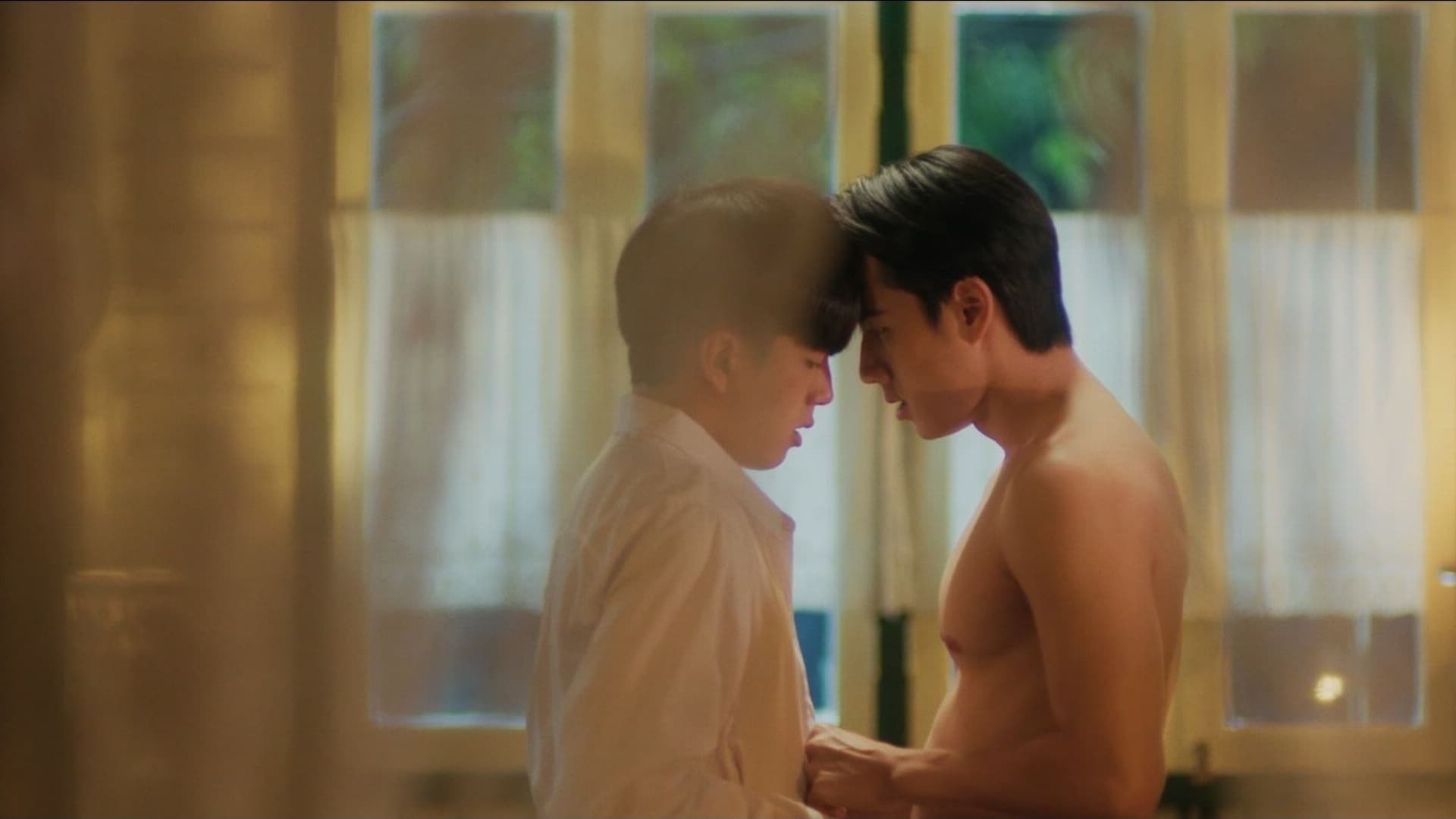 I Feel You Linger in the Air (2023) Episodio 10 thumbnail