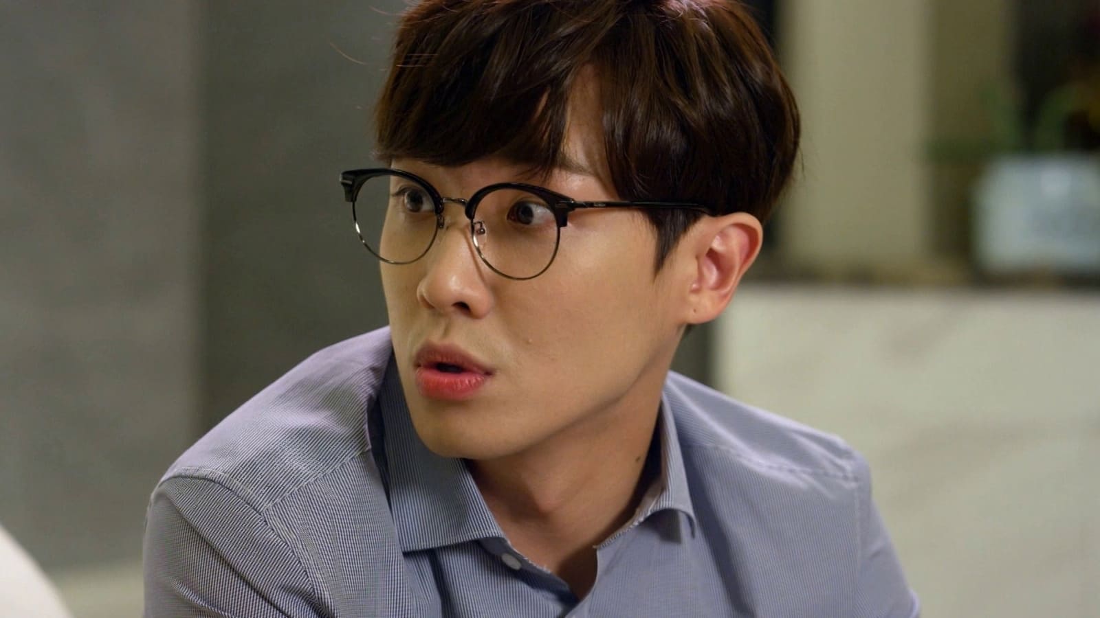 My Father Is Strange (2017) Episodio 49 thumbnail