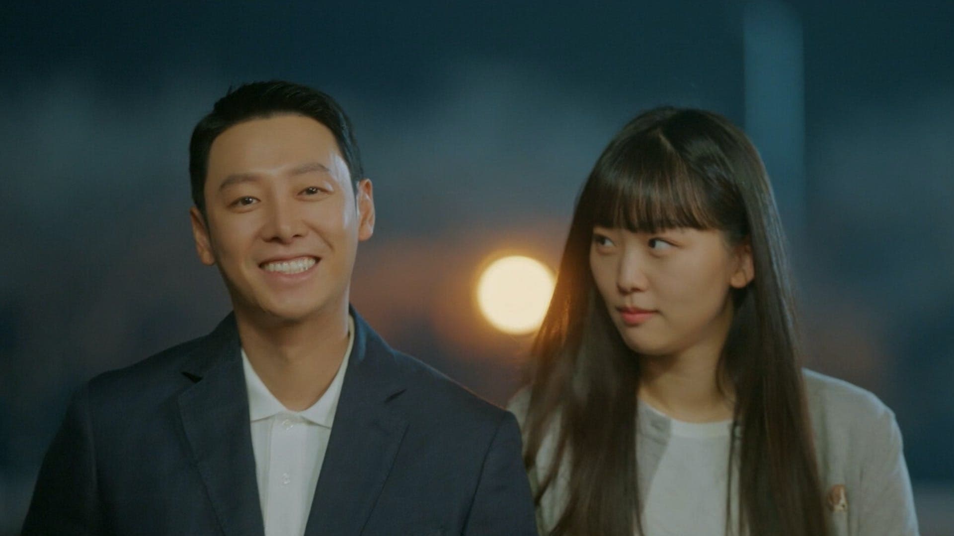 My Perfect Stranger (2023) Episodio 16 thumbnail