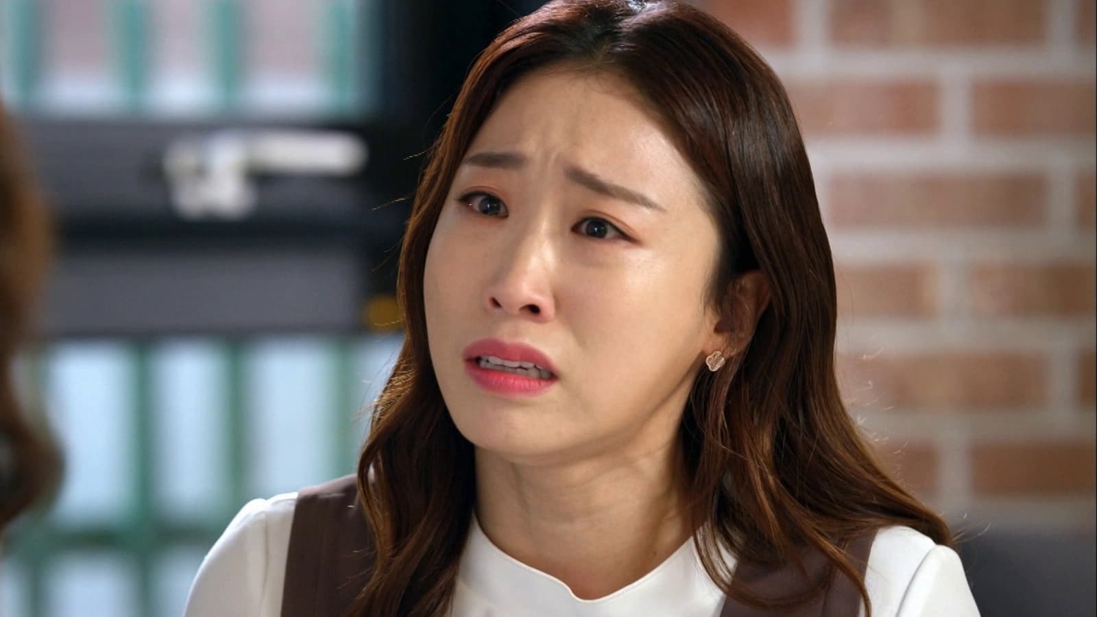 My Father Is Strange (2017) Episodio 43 thumbnail