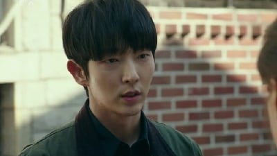 Flower of Evil (2020) Episodio 4 thumbnail