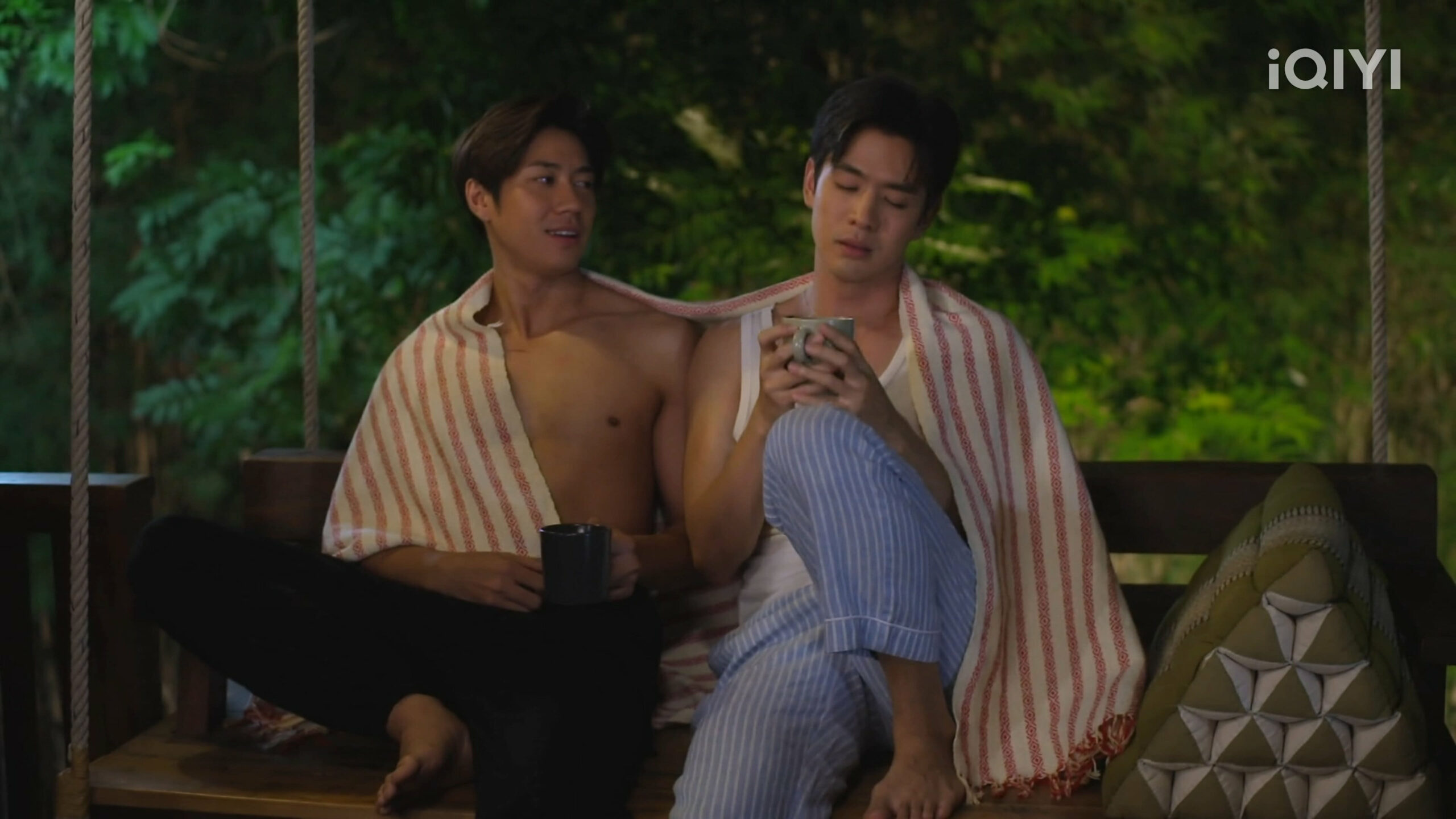 Laws of Attraction (2023) Episodio 6 thumbnail
