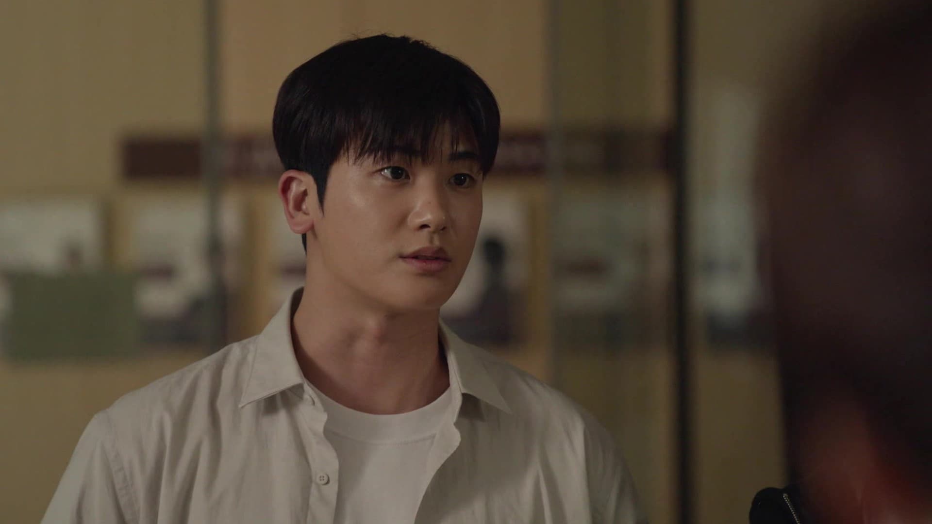 Happiness (2021) Episodio 11 thumbnail