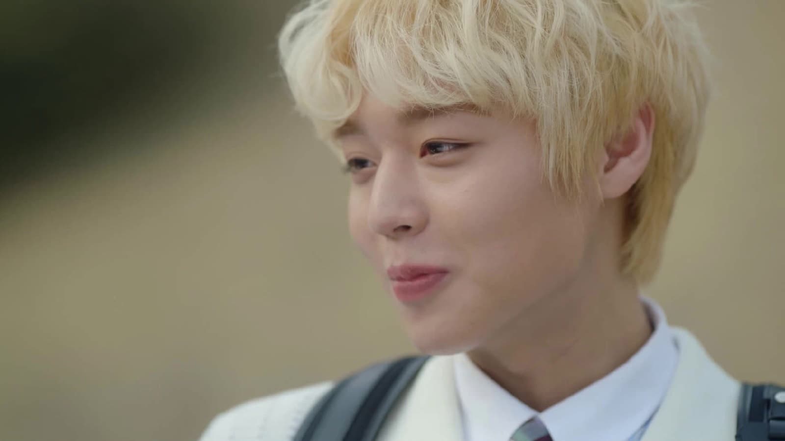 At a Distance, Spring Is Green (2021) Episodio 2 thumbnail