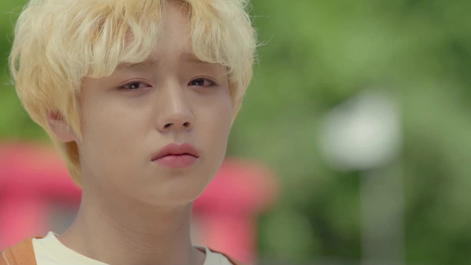 At a Distance, Spring Is Green (2021) Episodio 6 thumbnail