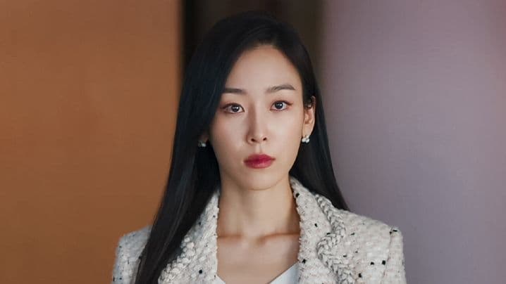 Why Her? (2022) Episodio 5 thumbnail