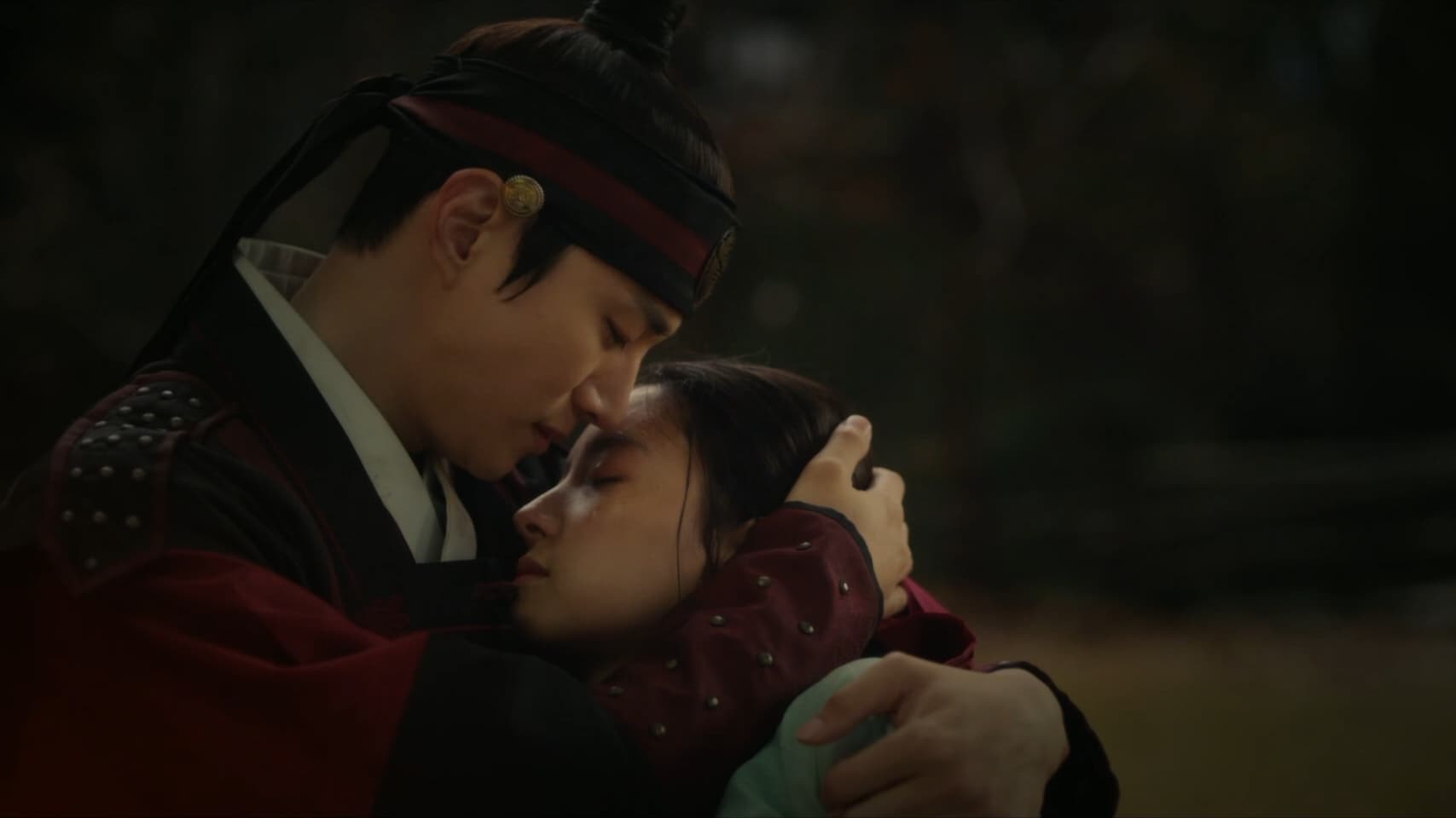 The Red Sleeve (2021) Episodio 9 thumbnail