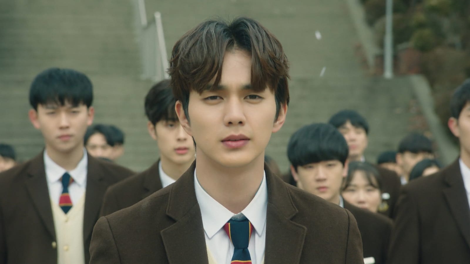 My Strange Hero (2018) Episodi 31-32 thumbnail