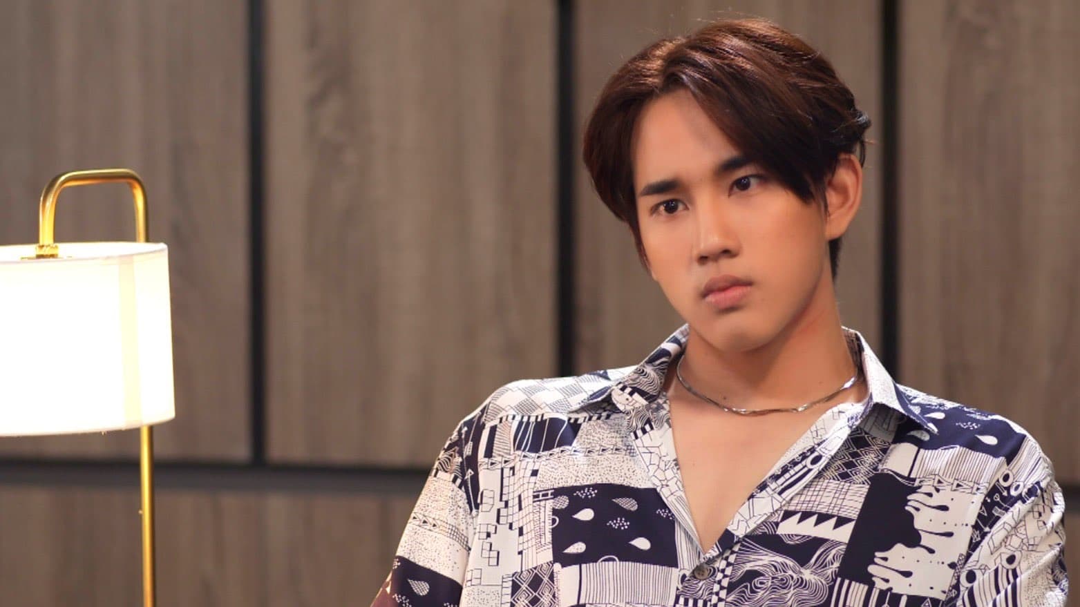Laws of Attraction (2023) Episodio 3 thumbnail