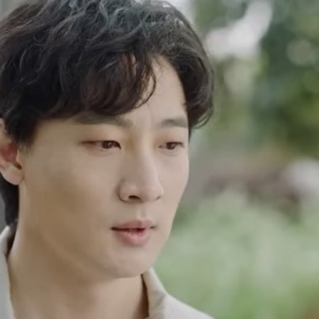 A Robot in the Orange Orchard (2022) Episodio 15 thumbnail