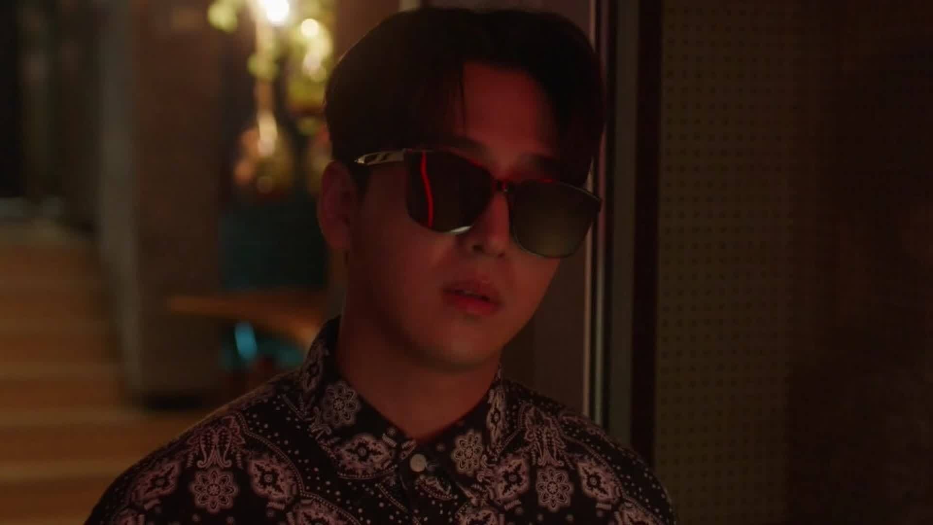 Idol: The Coup (2021) Episodio 6 thumbnail