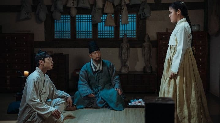Poong, the Joseon Psychiatrist (2022) Episodio 11 thumbnail