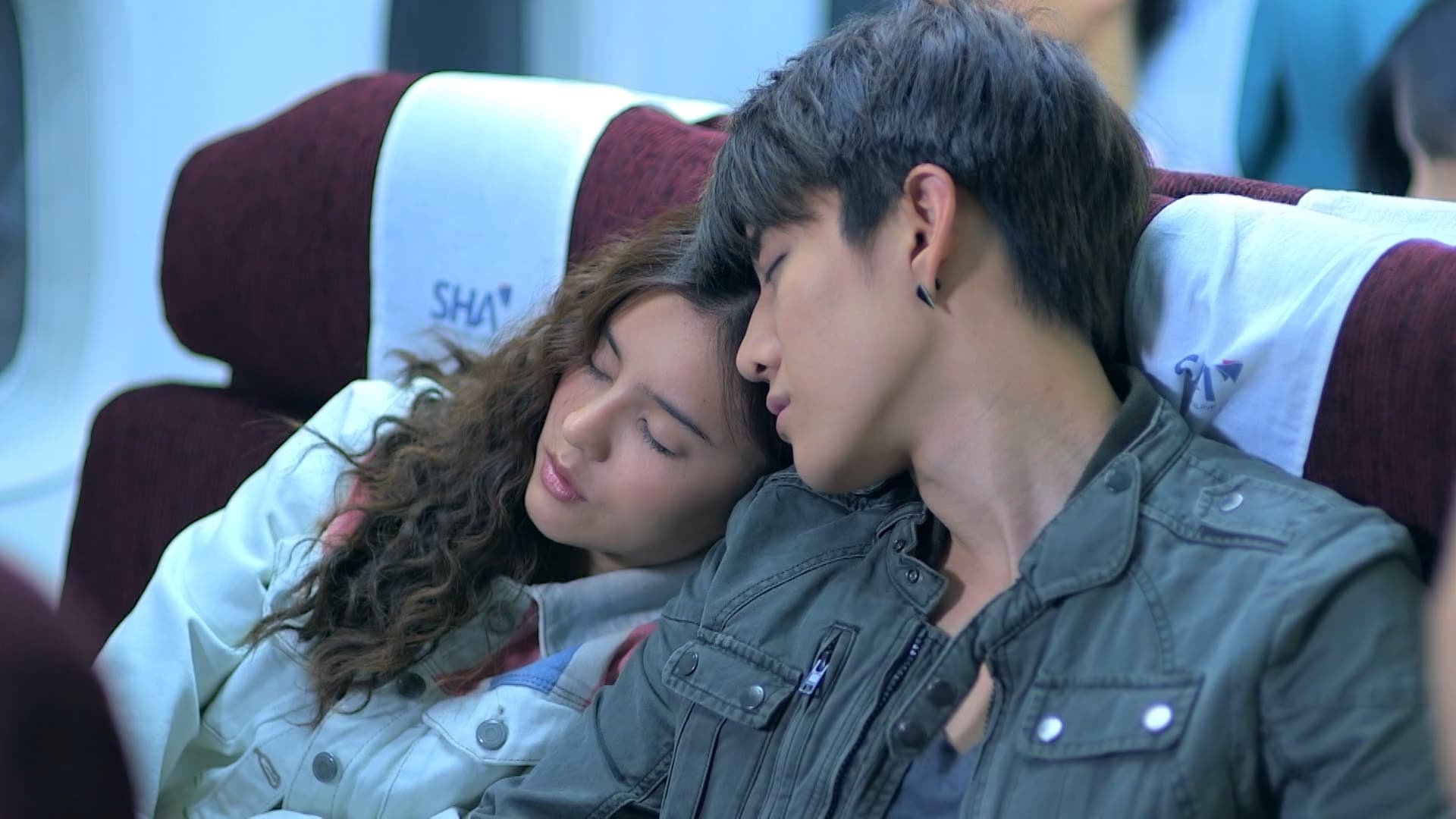 Full House (2014) Episodio 9 thumbnail