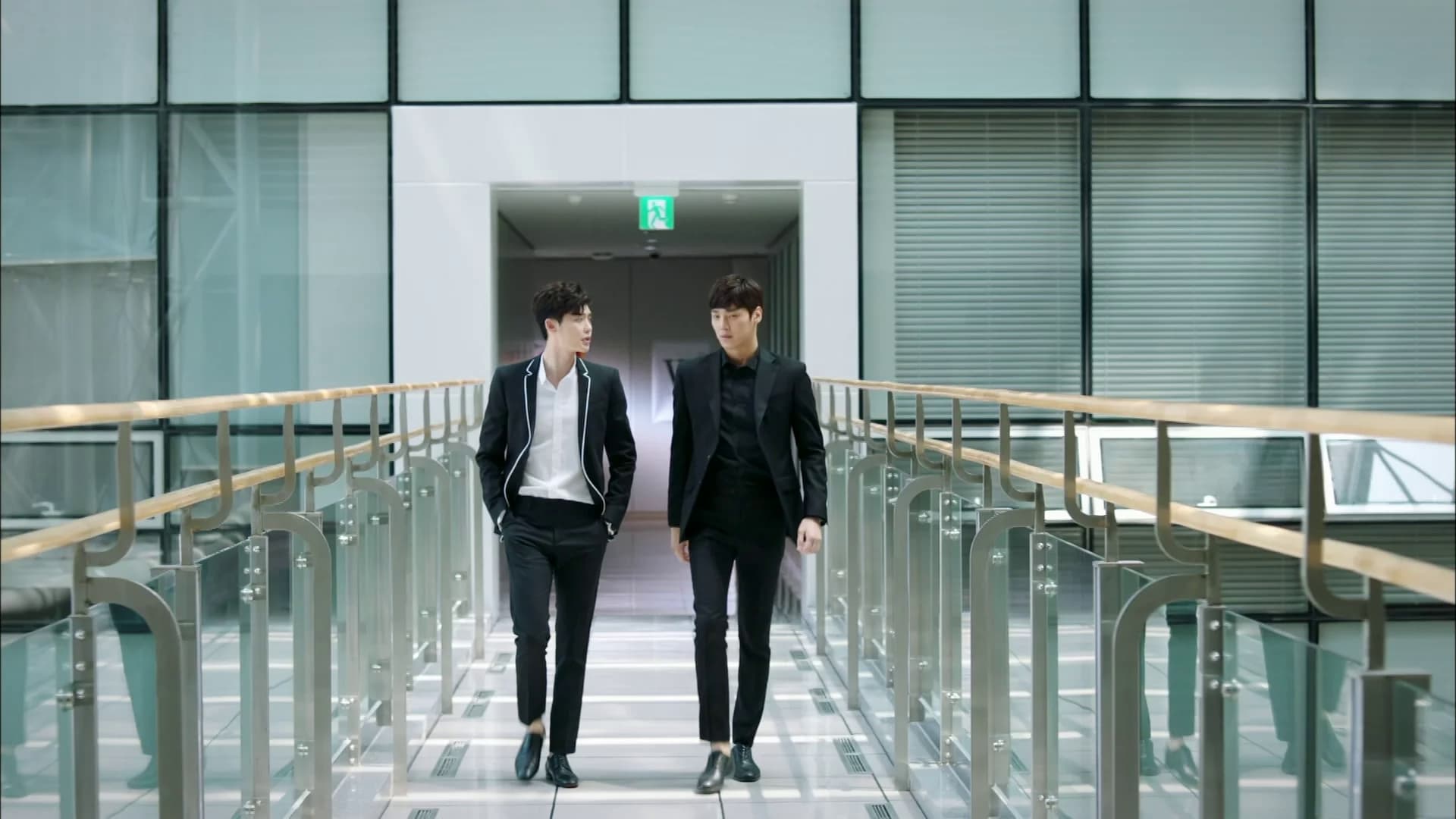 W - Two worlds (2016) Episodio 9 thumbnail