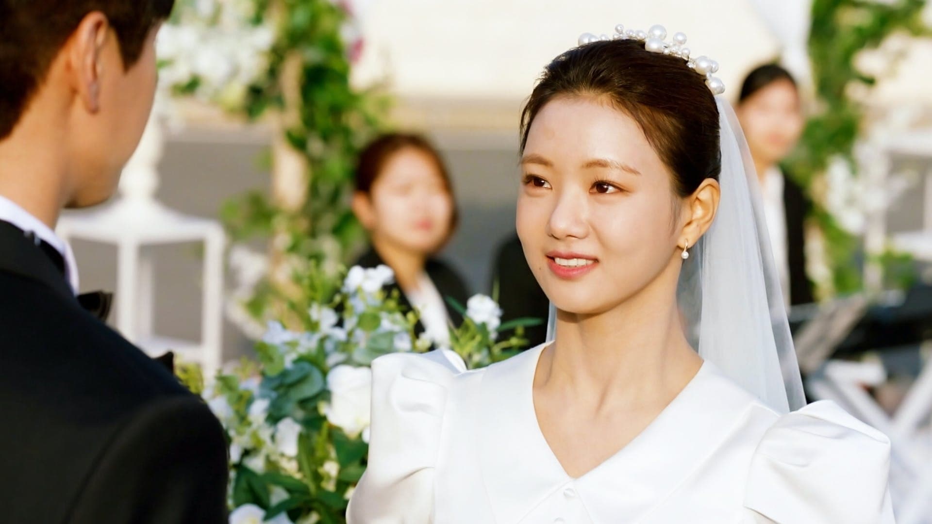 Young Lady and Gentleman (2021) Episodio 52 thumbnail