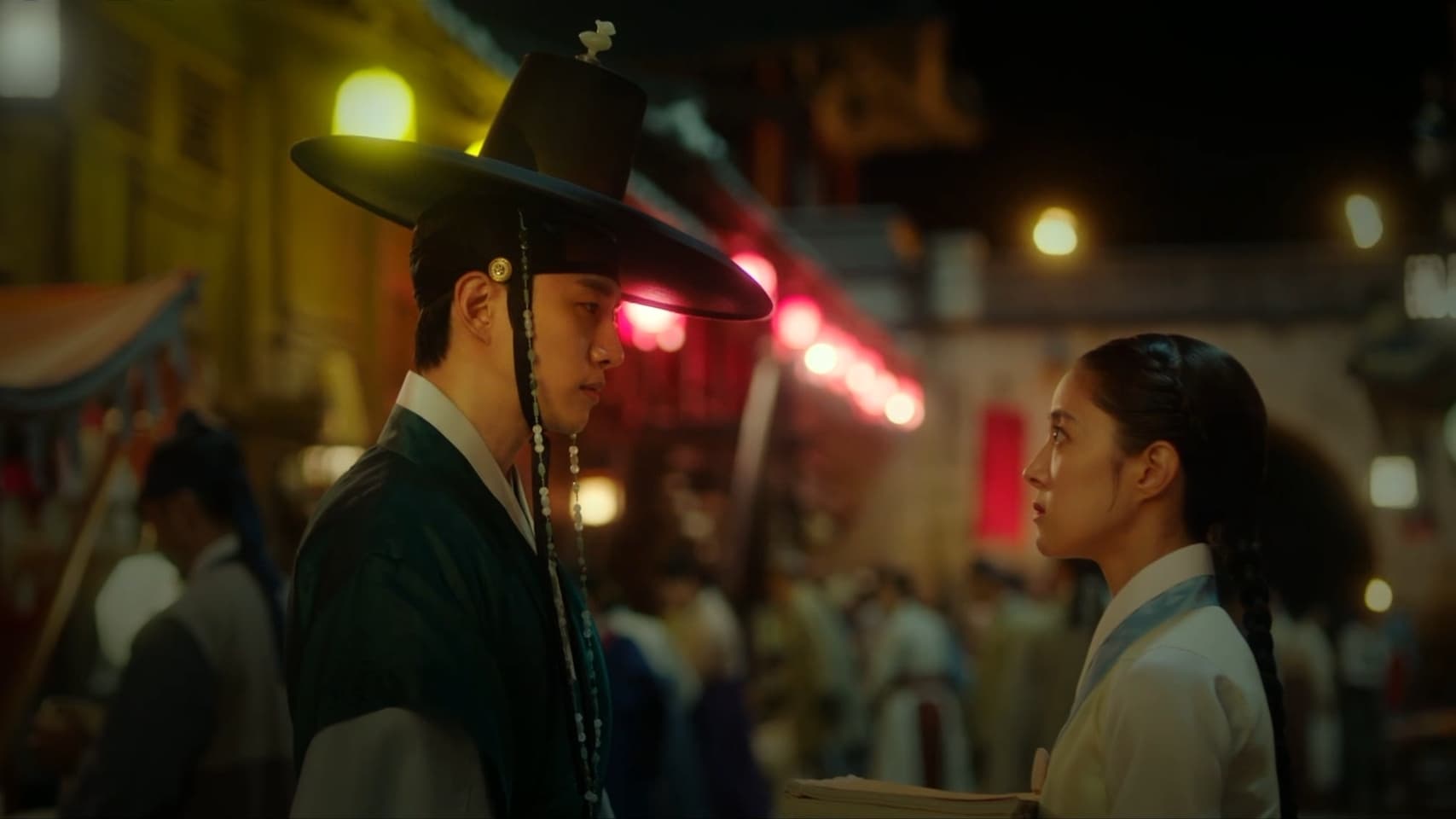 The Red Sleeve (2021) Episodio 5 thumbnail