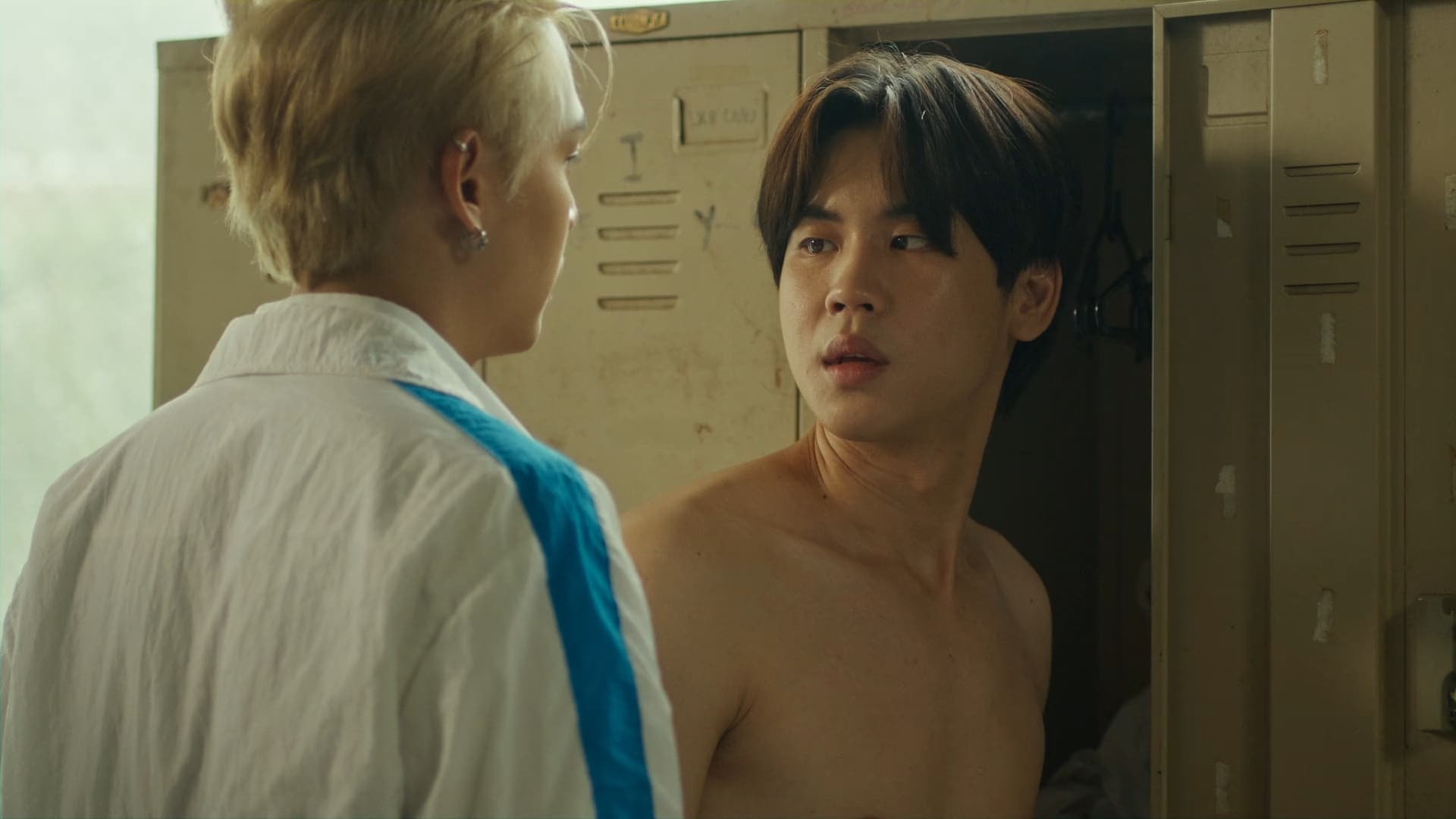 Between Us (2022) Episodio 2 thumbnail