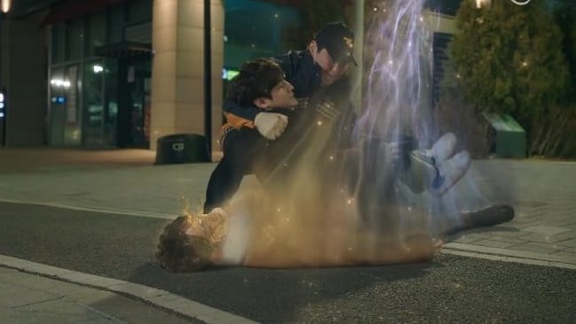 Ghost Doctor (2022) Episodio 15 thumbnail