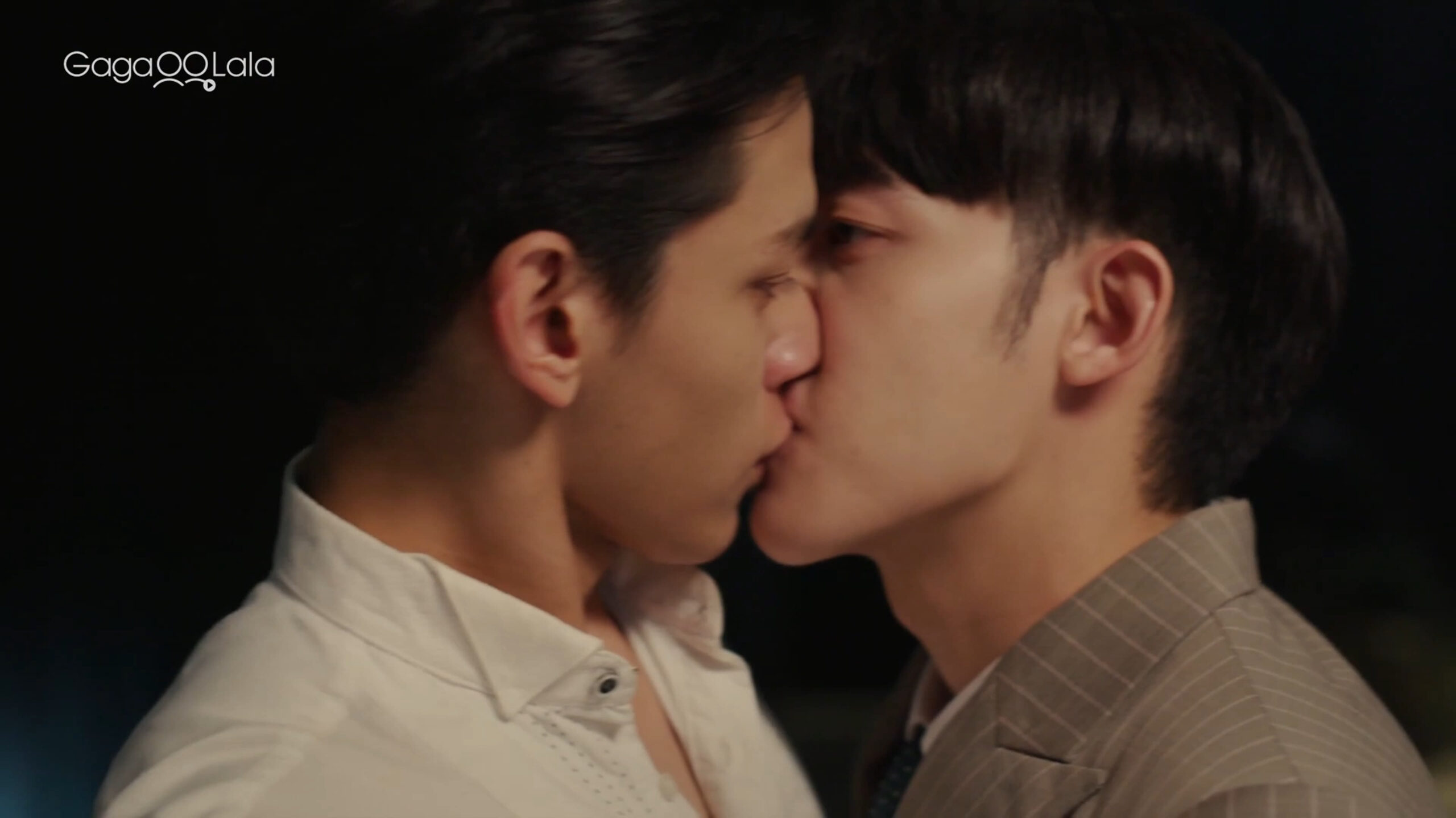The Tuxedo (2022) Episodio 7 thumbnail