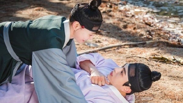 Secret Royal Agent: Joseon Secret Investigation Team (2020) Episodio 10 thumbnail