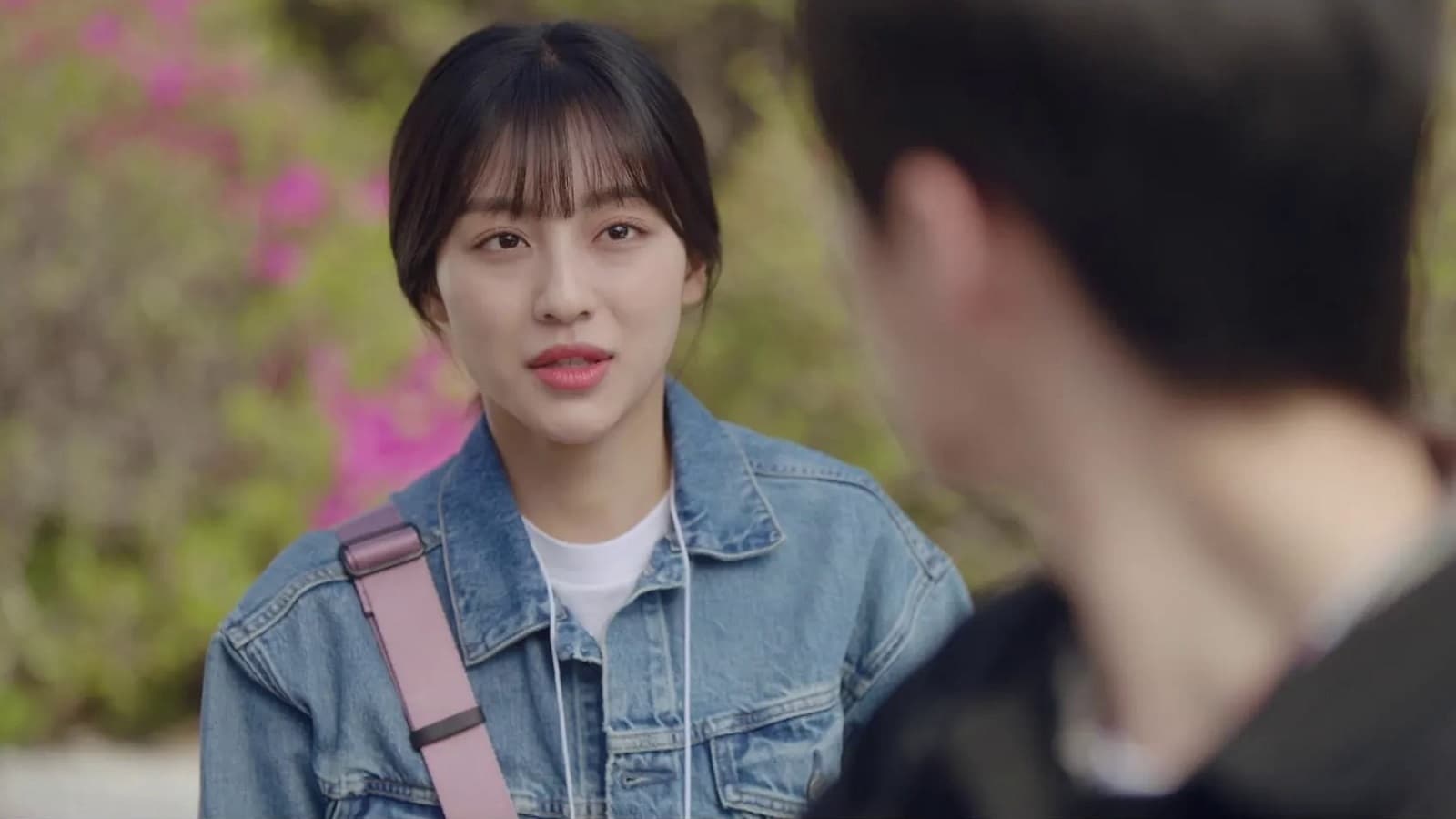 At a Distance, Spring Is Green (2021) Episodio 1 thumbnail