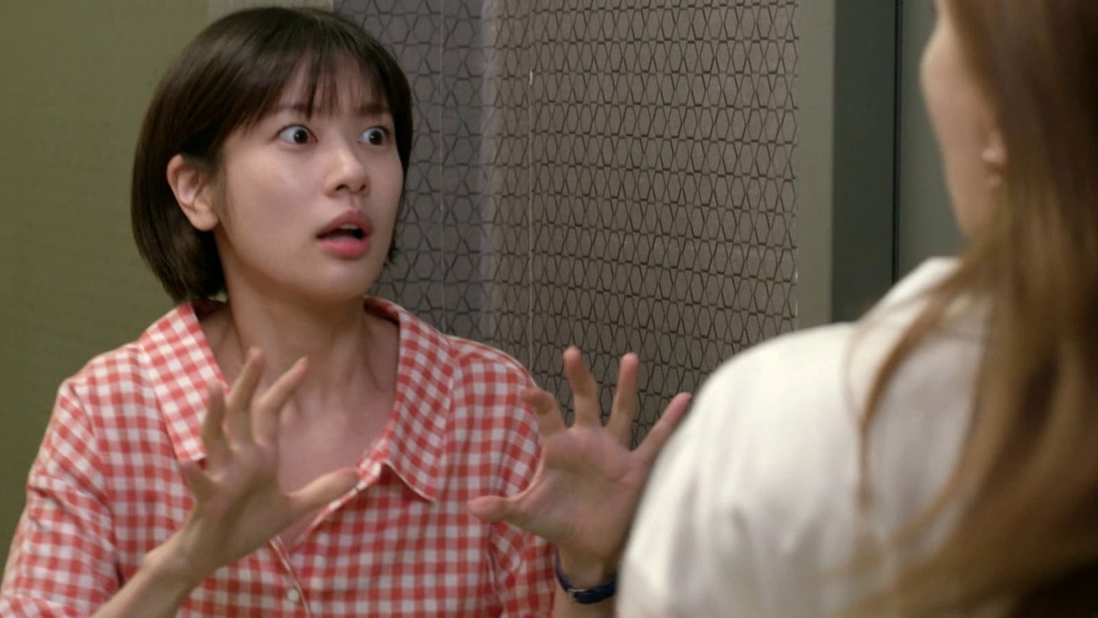 My Father Is Strange (2017) Episodio 50 thumbnail