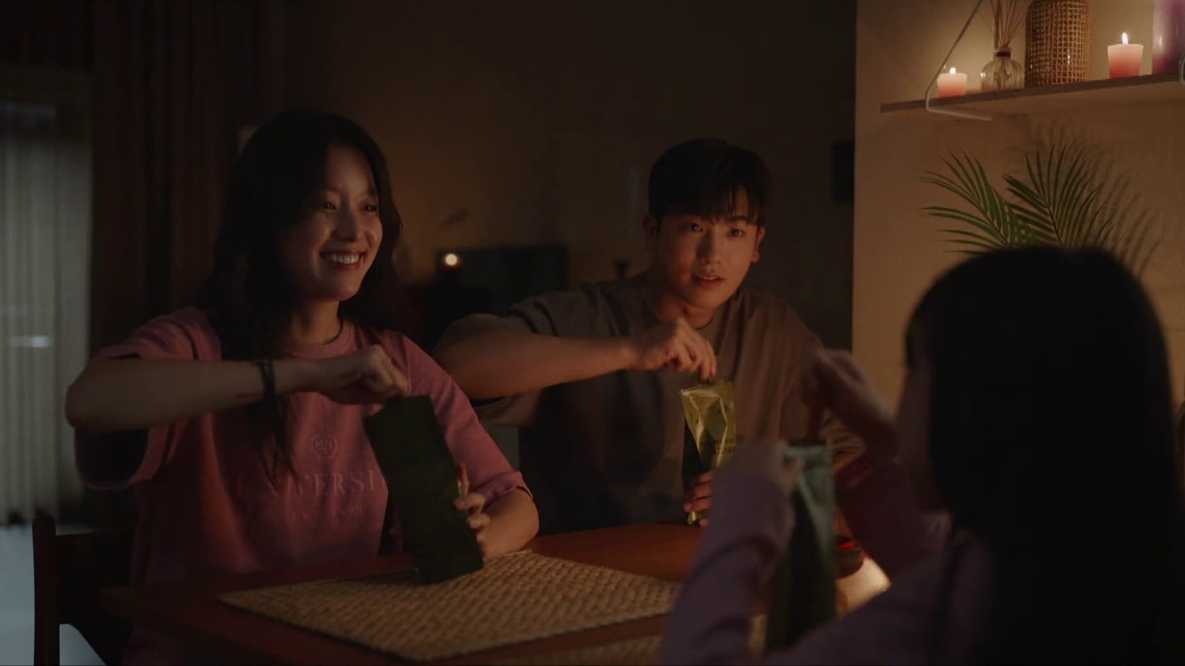 Happiness (2021) Episodio 7 thumbnail