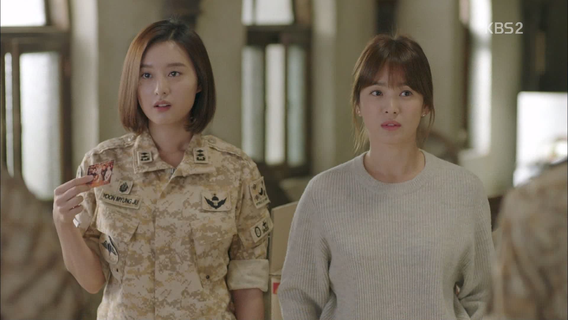 Descendants of the Sun (2016) Episodio 10 thumbnail