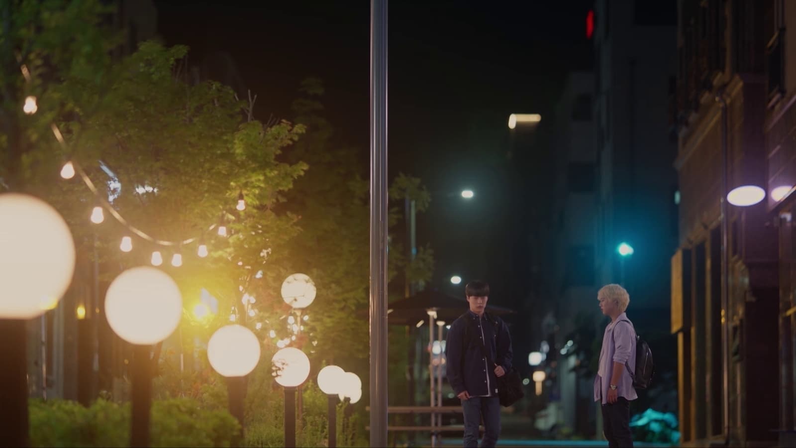 At a Distance, Spring Is Green (2021) Episodio 9 thumbnail