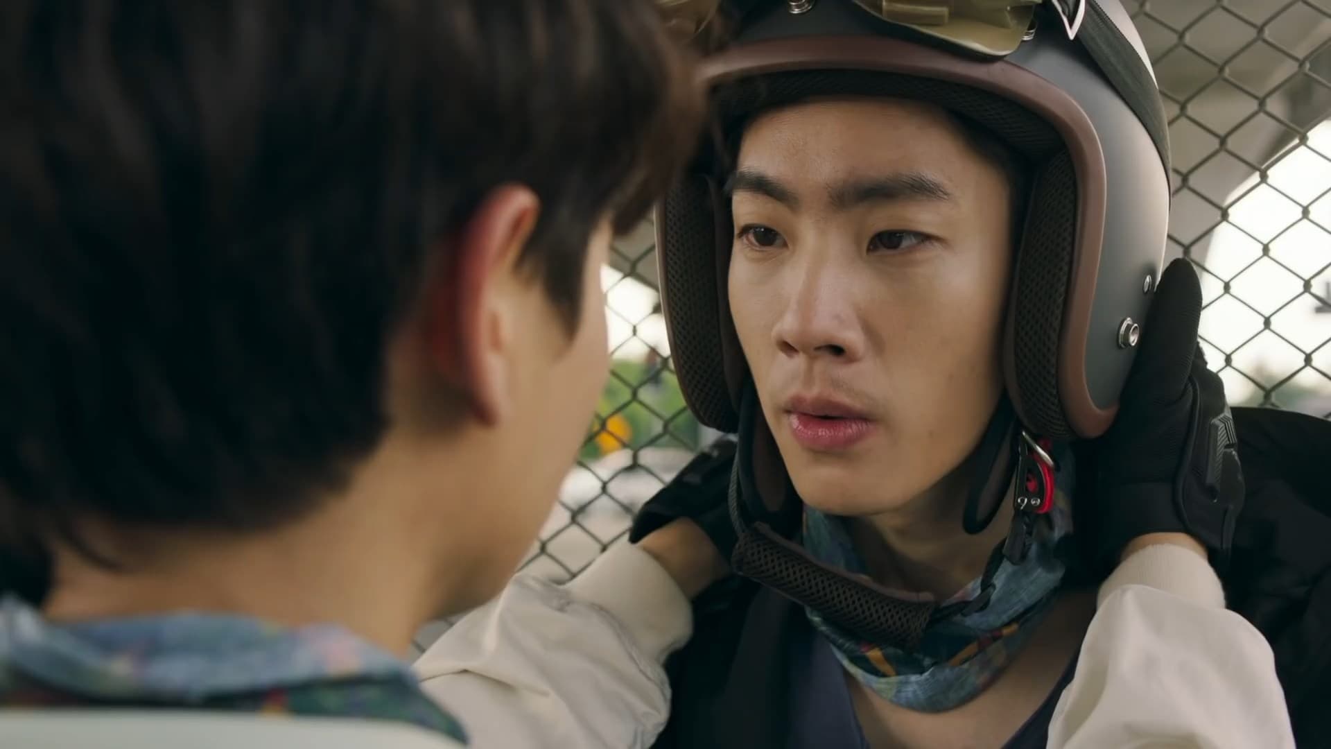 Not Me (2021) Episodio 12 thumbnail