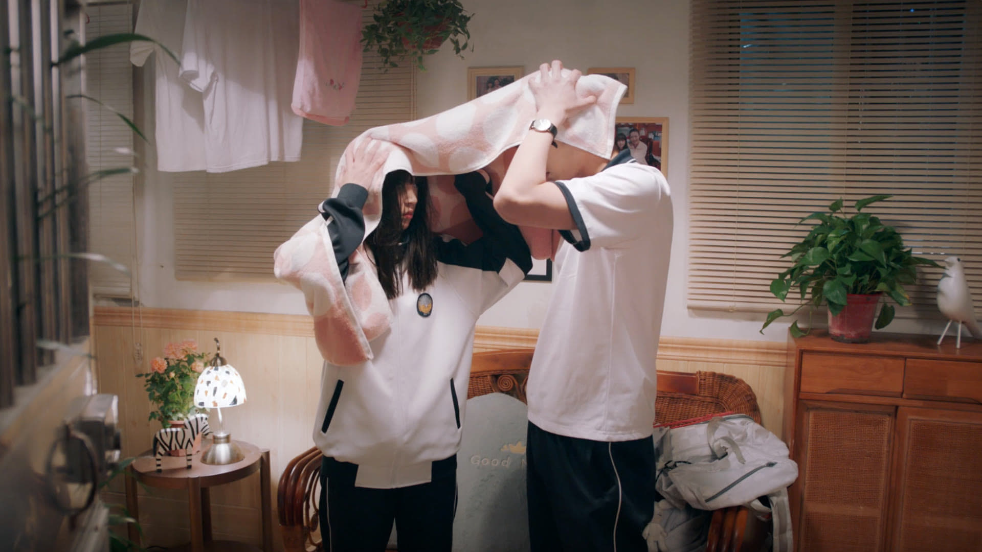 Once We Come Across Love (2023) Episodio 1 thumbnail