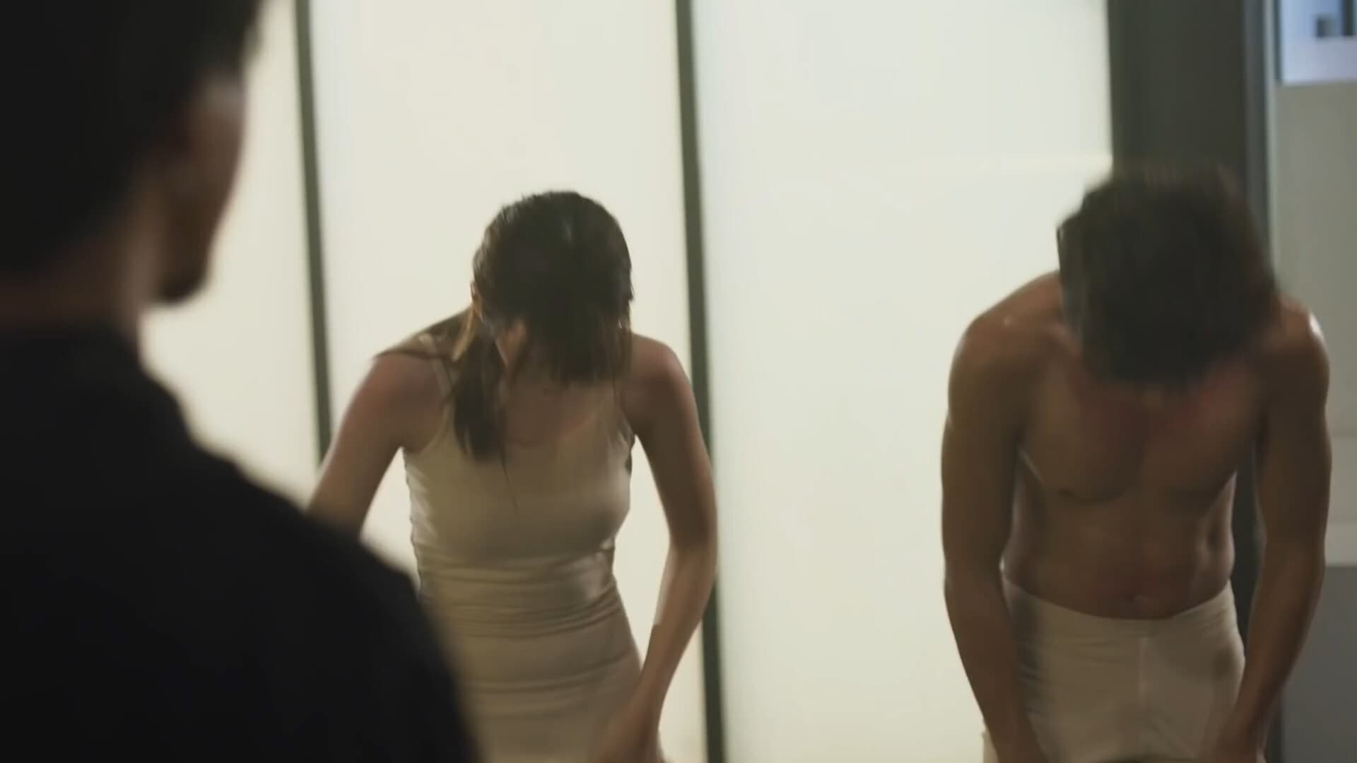 Not Me (2021) Episodio 4 thumbnail