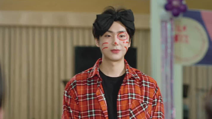 Why R U? (2023) Episodio 1 thumbnail