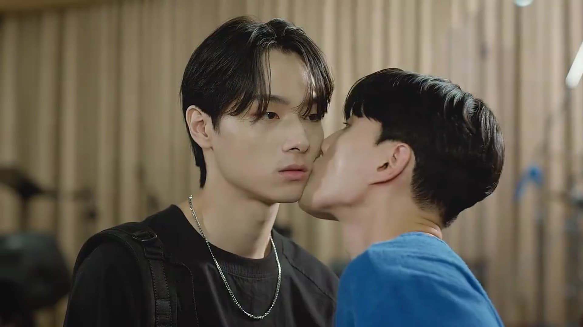 Why R U? (2023) Episodio 5 thumbnail