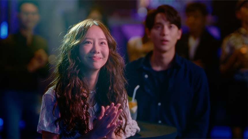 To the Moon and Back (2023) episodio 7 thumbnail