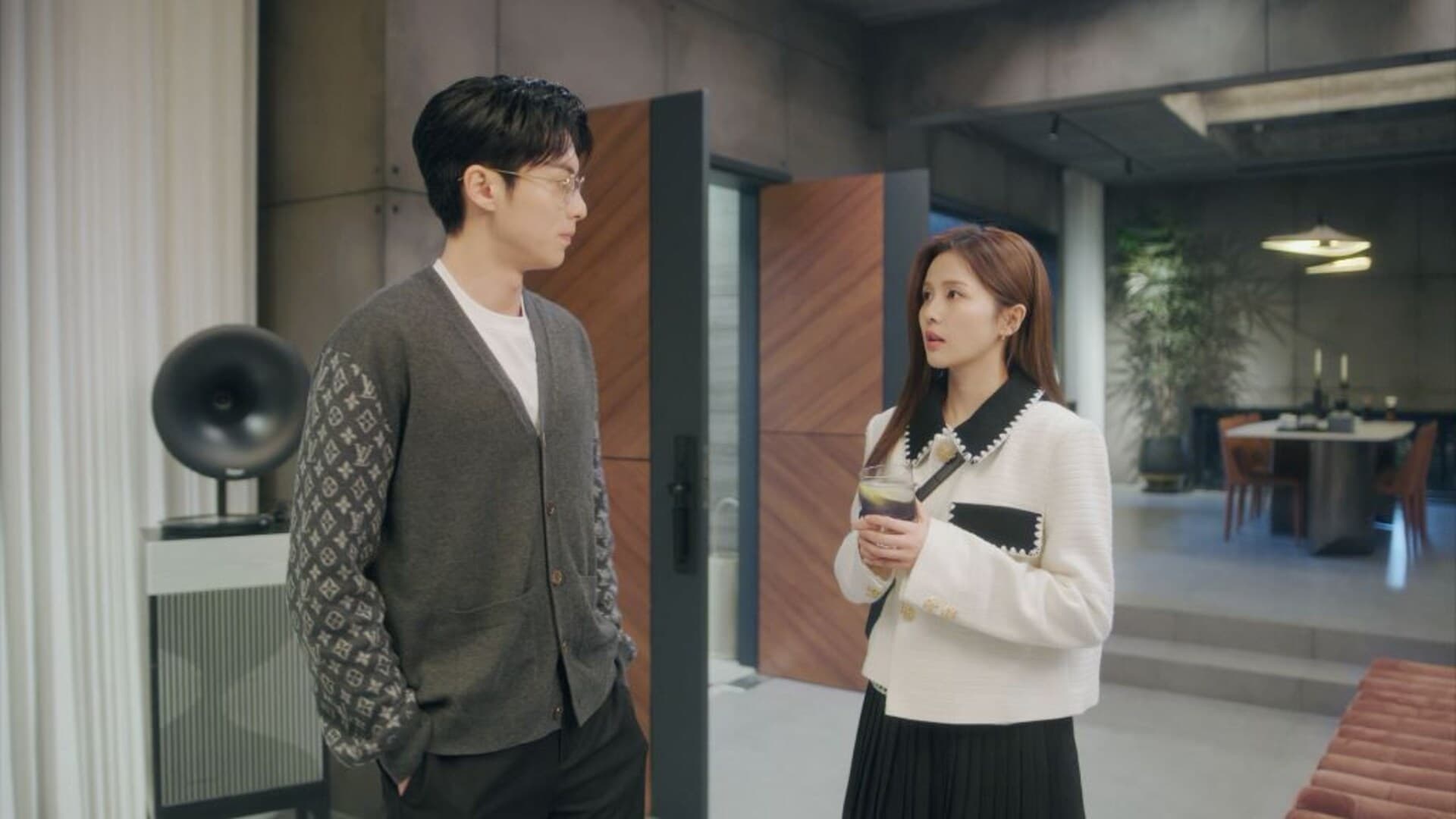 Only for Love (2023) Episodio 4 thumbnail